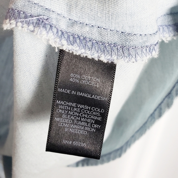 EXPRESS chambray bell sleeve tie back blouse top - Picture 5 of 6